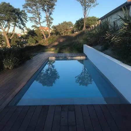 Holiday home Avec Piscine Privee, Vue Sur Et A Pied 800m